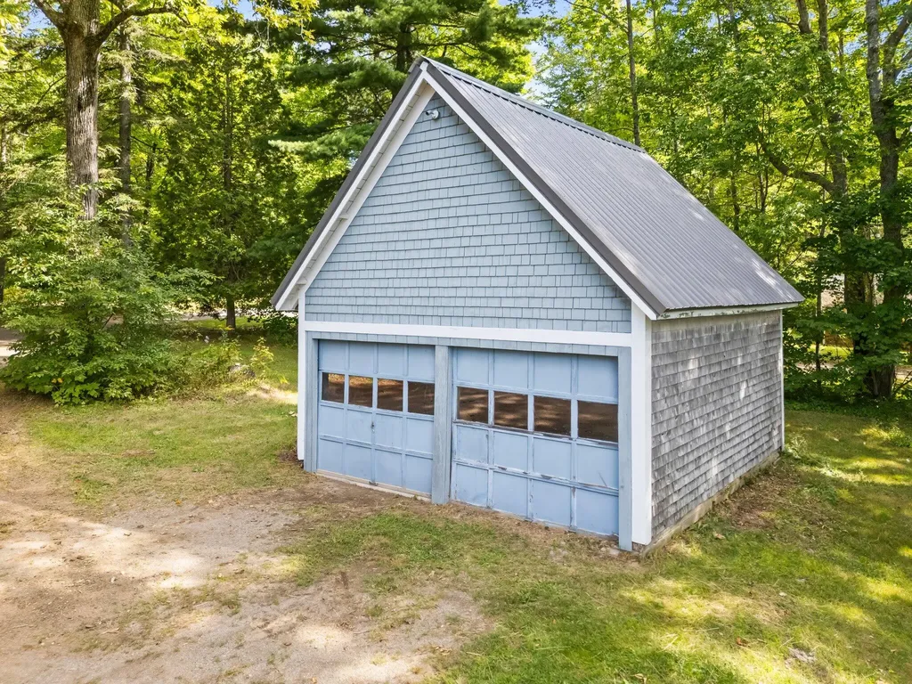 47 Chase Road Baileyville ME 04694
