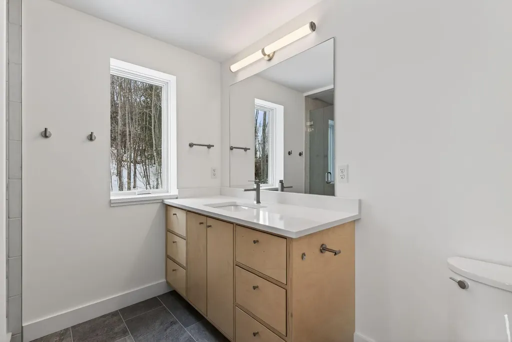 24 Mattie Lane Durham ME 04222