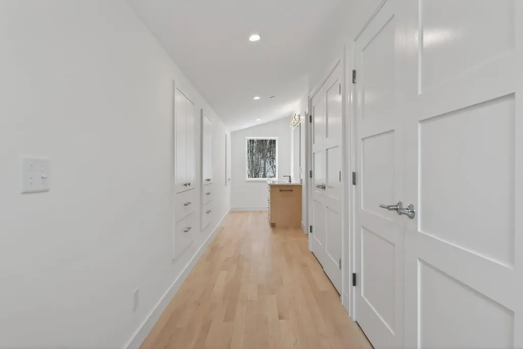 24 Mattie Lane Durham ME 04222