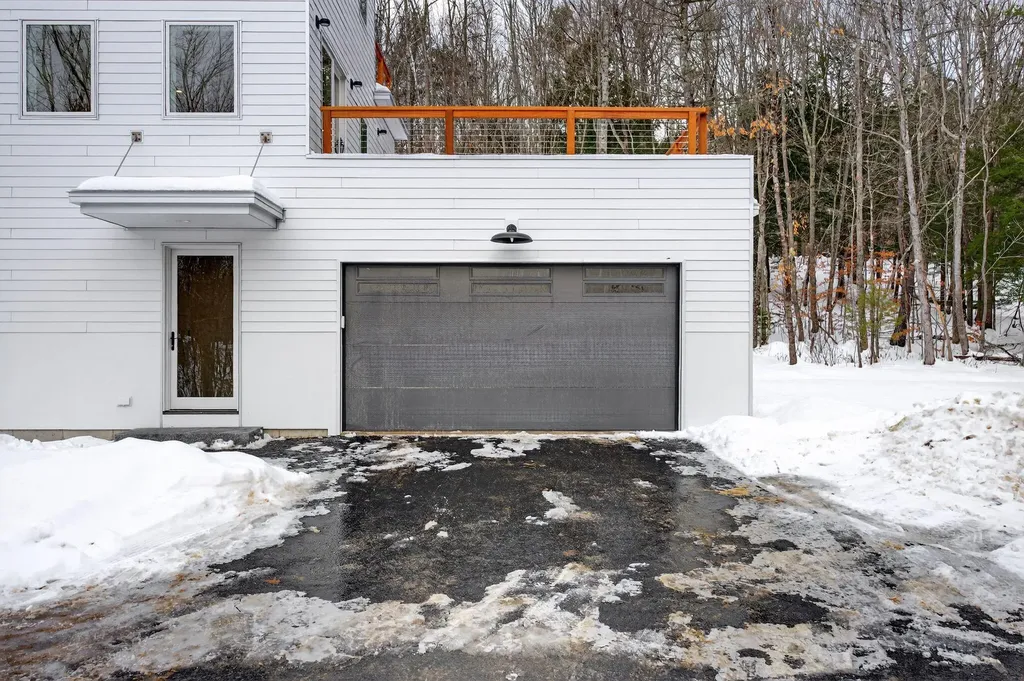 24 Mattie Lane Durham ME 04222