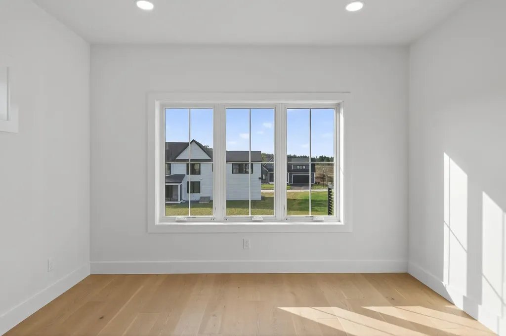 134 Owl's Nest Road Portland ME 04102