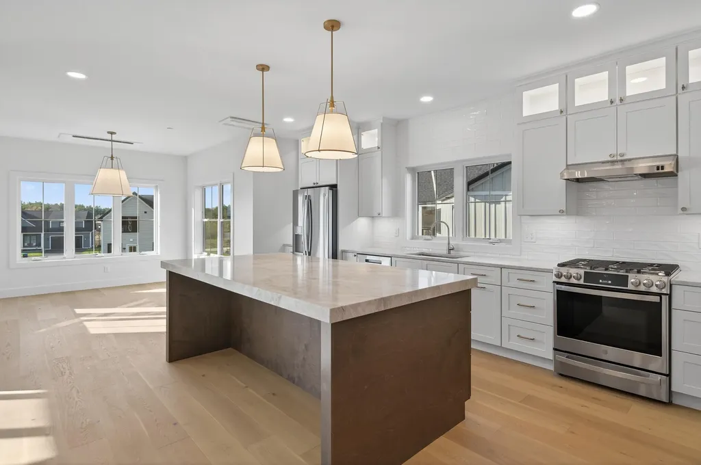 134 Owl's Nest Road Portland ME 04102