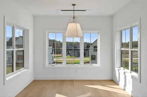 134 Owl's Nest Road Portland ME 04102