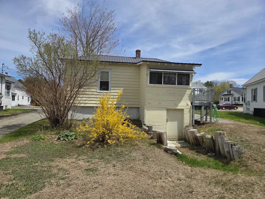 90 Bates Street Millinocket ME 04462