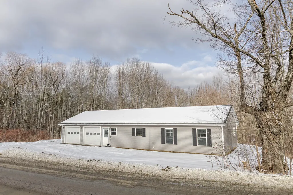 508 Essex Street Dover-foxcroft ME 04426