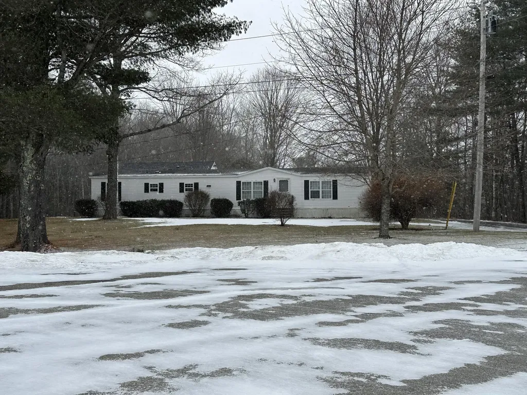 19 Grace Lane Palermo ME 04354