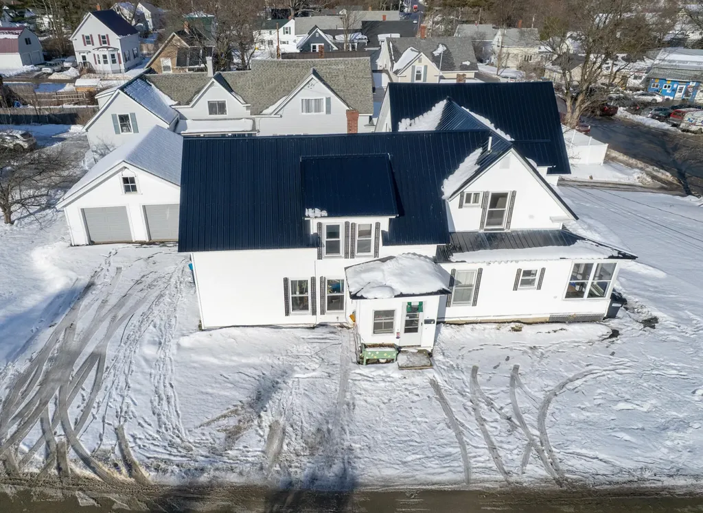 543 Main Street Old Town ME 04468