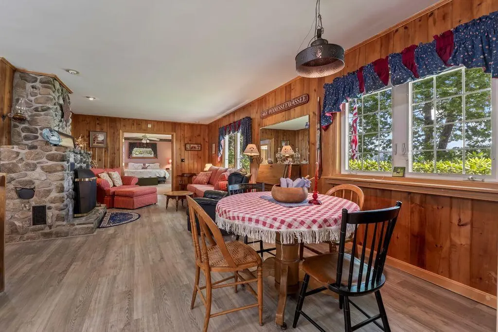 21 Wood Duck Way Norway ME 04268