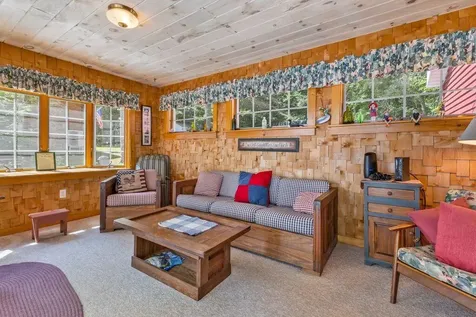 21 Wood Duck Way Norway ME 04268