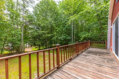 21 Wood Duck Way Norway ME 04268
