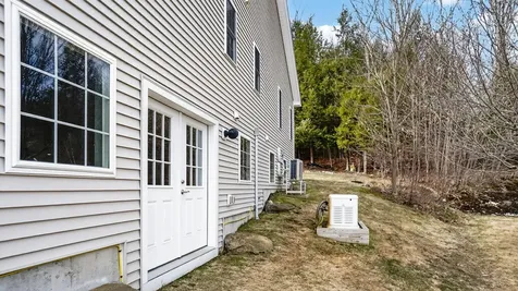 24 Hazel Lane North Yarmouth ME 04097