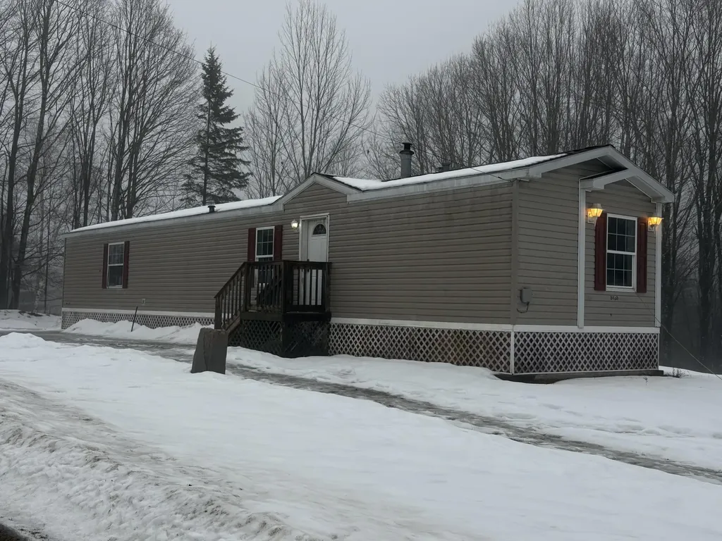 11 Castle Road Harmony ME 04942