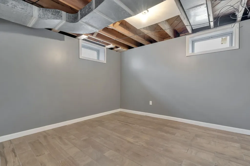1733 Forest Avenue Portland ME 04103