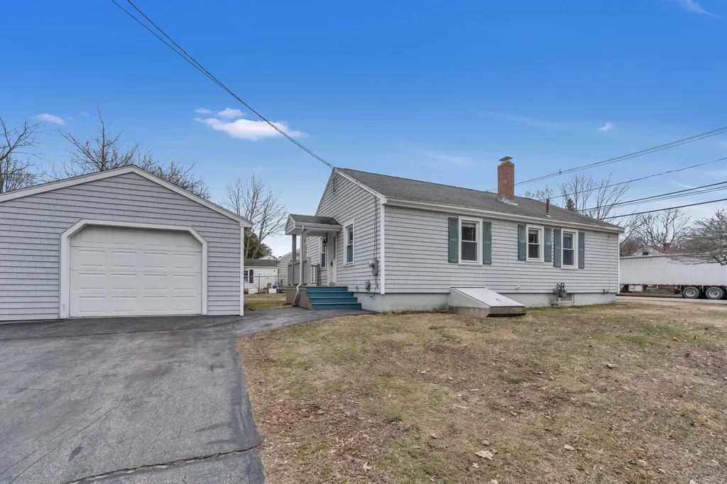 1733 Forest Avenue Portland ME 04103
