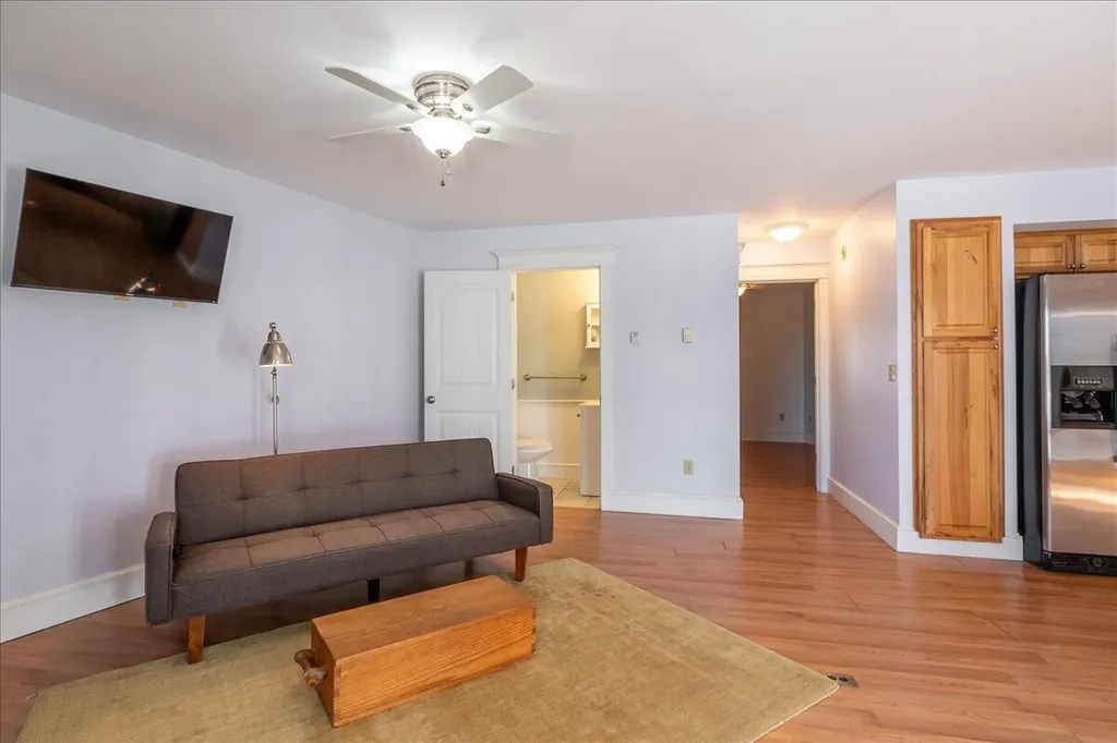 15 Hilltop Drive Rockport ME 04856
