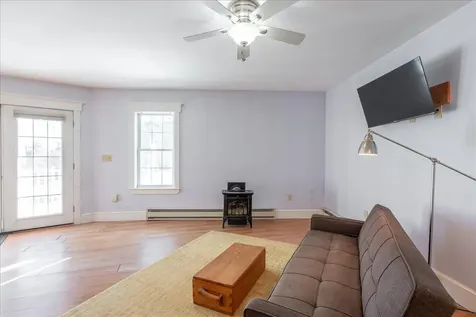 15 Hilltop Drive Rockport ME 04856