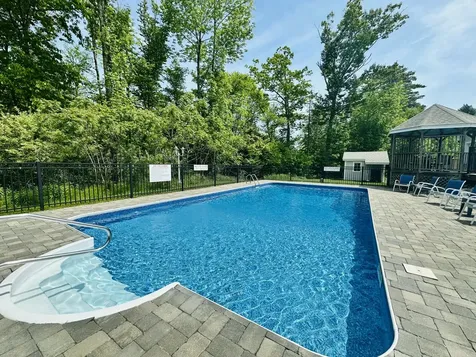 15 Hilltop Drive Rockport ME 04856