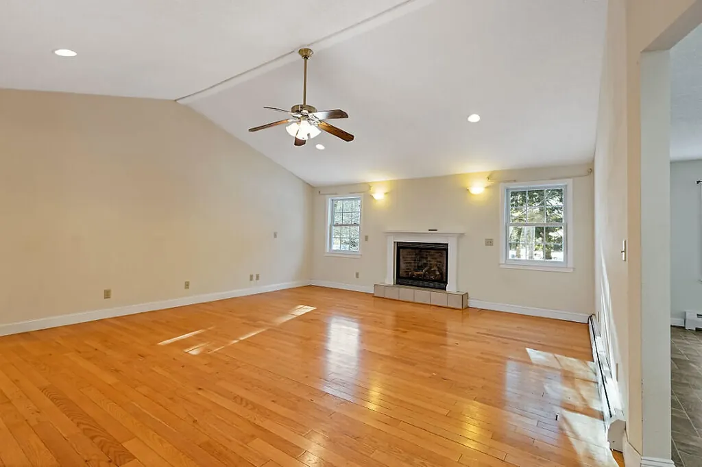 1 S Ridge Drive Winslow ME 04901