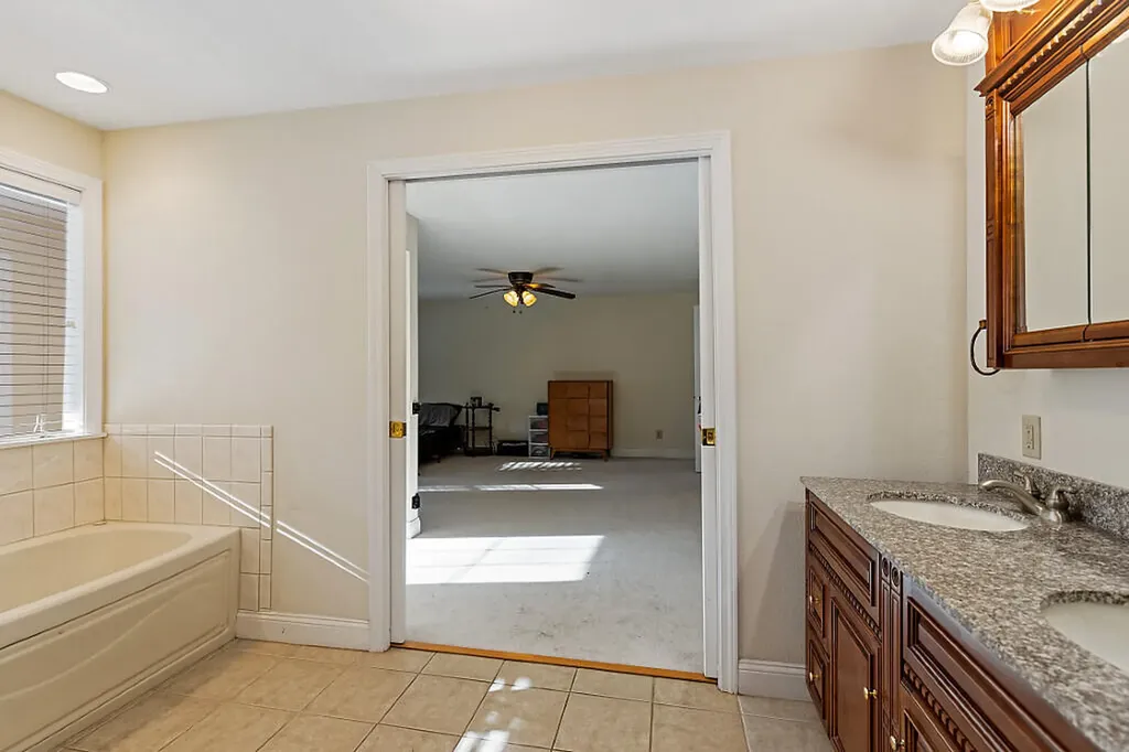 1 S Ridge Drive Winslow ME 04901