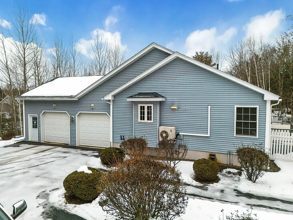 1 S Ridge Drive Winslow ME 04901