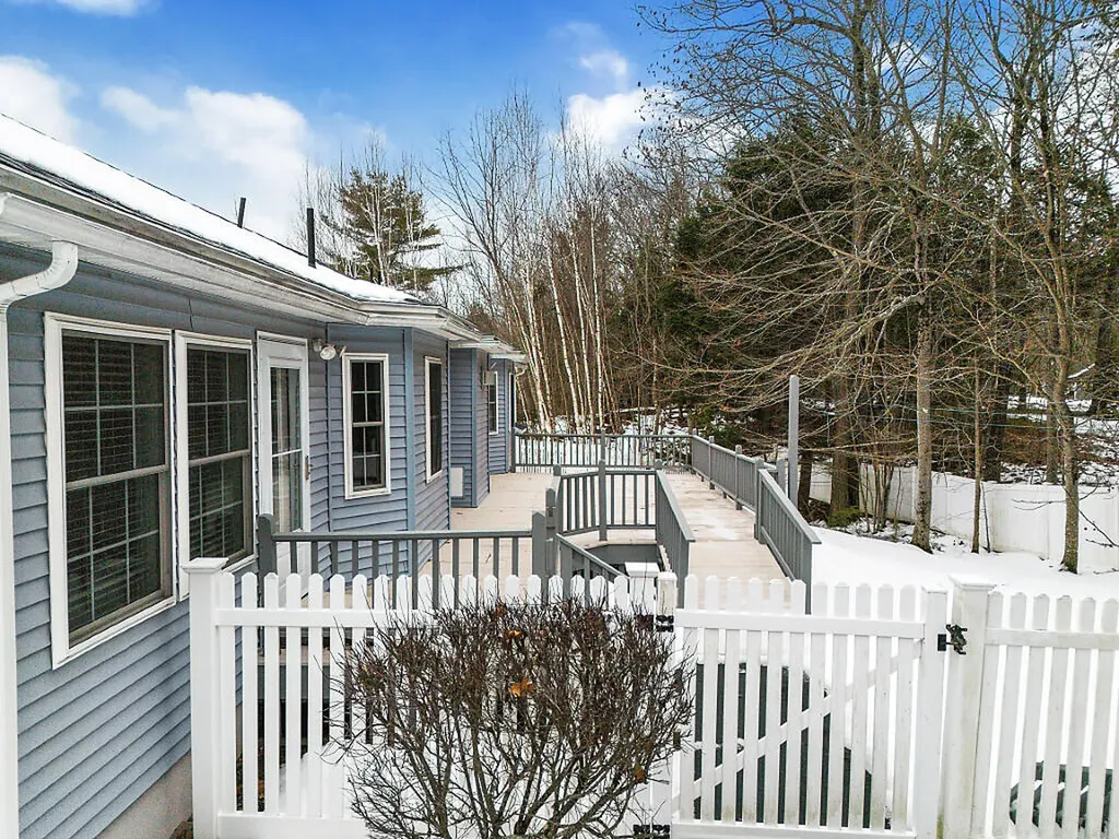 1 S Ridge Drive Winslow ME 04901