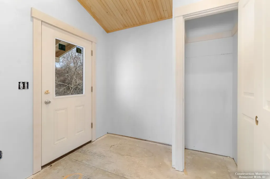 331 Limerock Street Rockland ME 04841