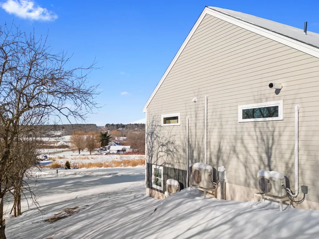 331 Limerock Street Rockland ME 04841