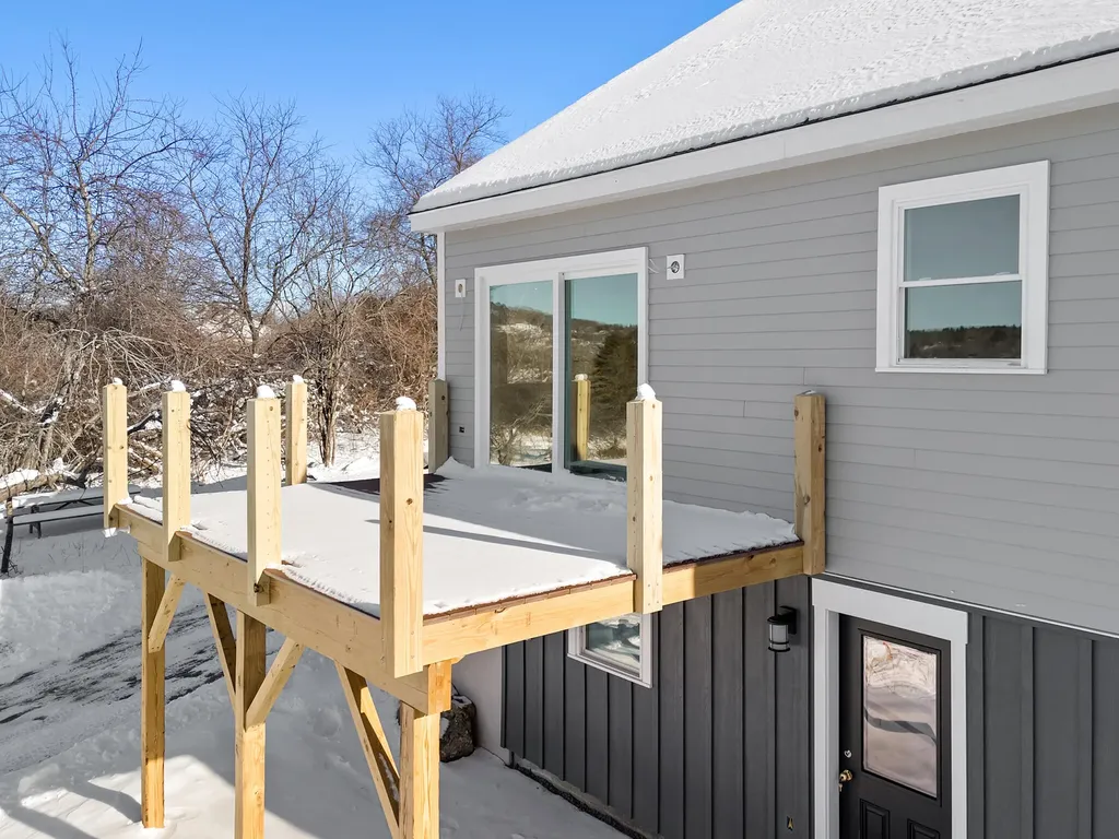 331 Limerock Street Rockland ME 04841
