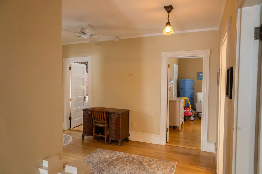 15 North Street Dixfield ME 04224