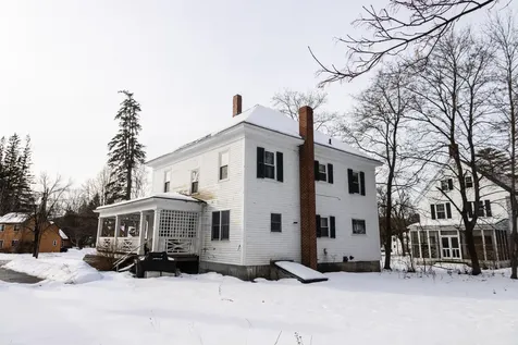 15 North Street Dixfield ME 04224