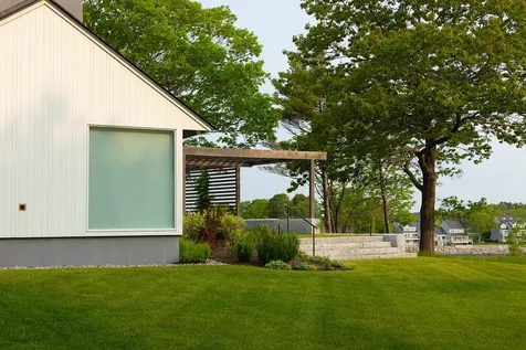4 Ice House Point York ME 03909