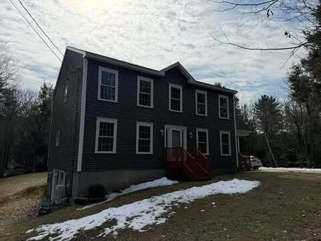 141 Bradbury Road Lewiston ME 04240