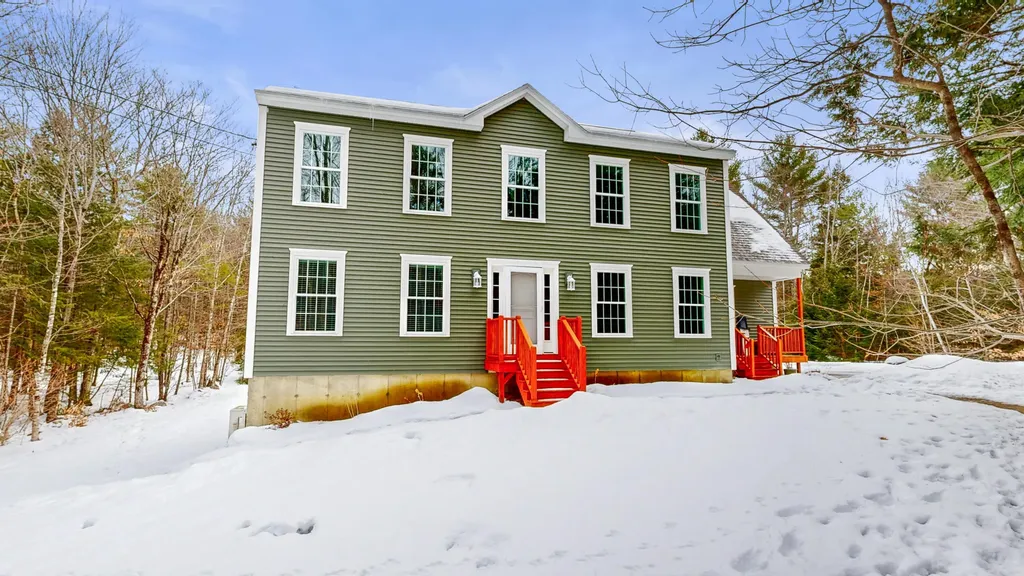 141 Bradbury Road Lewiston ME 04240