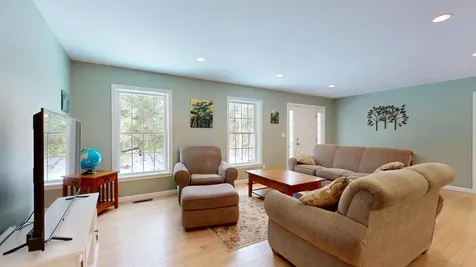 141 Bradbury Road Lewiston ME 04240