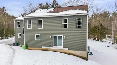 141 Bradbury Road Lewiston ME 04240