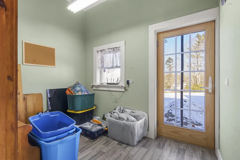 16 E Neck Road Nobleboro ME 04555