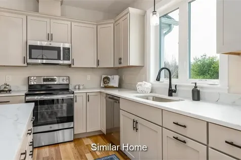 21 Cascade Circle Kennebunk ME 04043