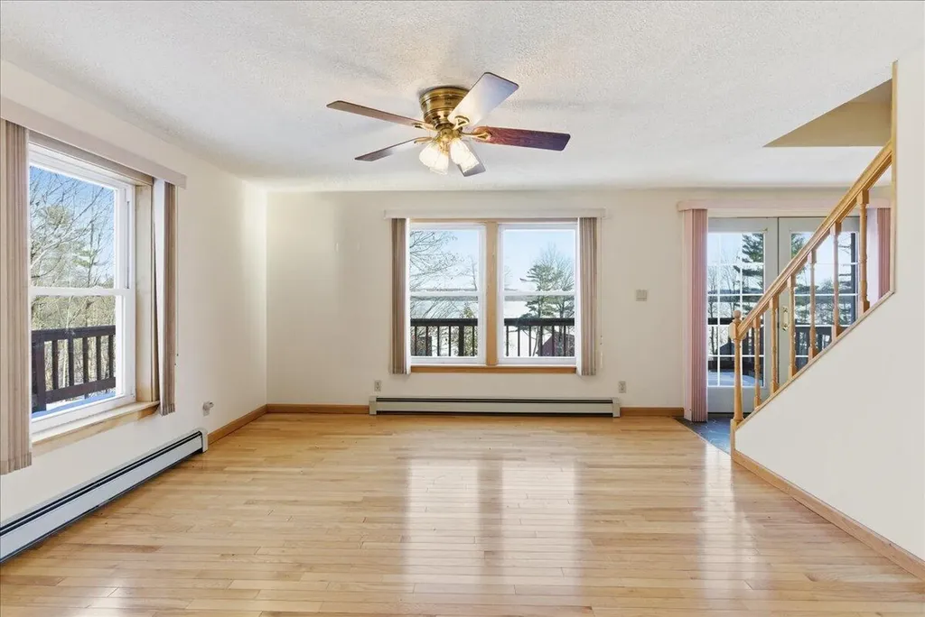 156 Lakeshore Drive Leeds ME 04263
