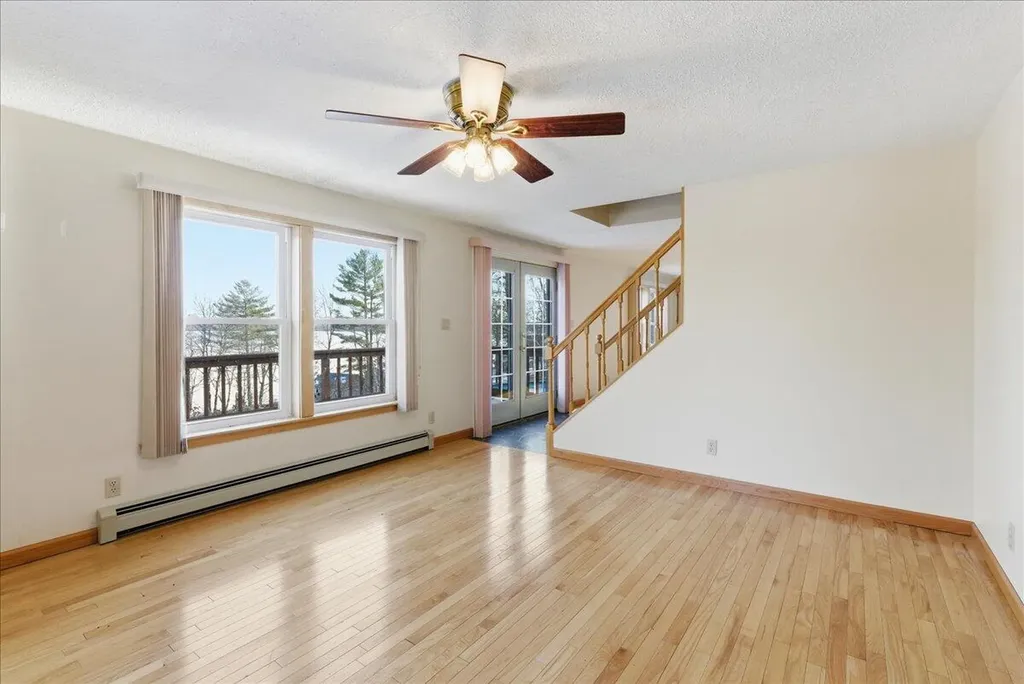 156 Lakeshore Drive Leeds ME 04263