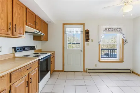 156 Lakeshore Drive Leeds ME 04263