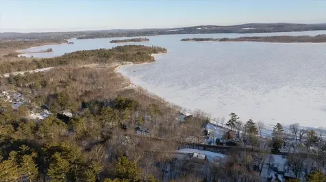 156 Lakeshore Drive Leeds ME 04263