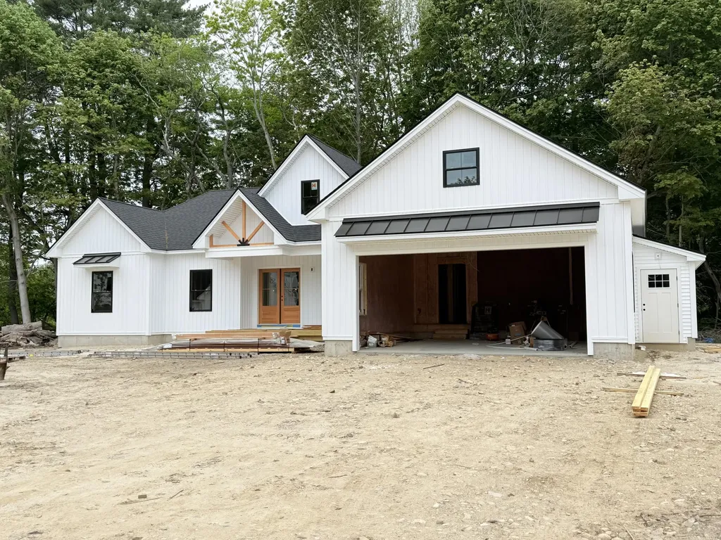 3 Walker Drive Saco ME 04072