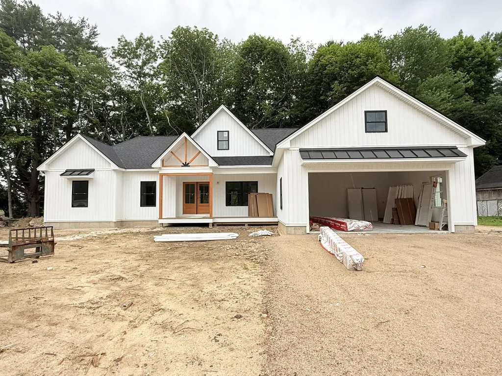 3 Walker Drive Saco ME 04072