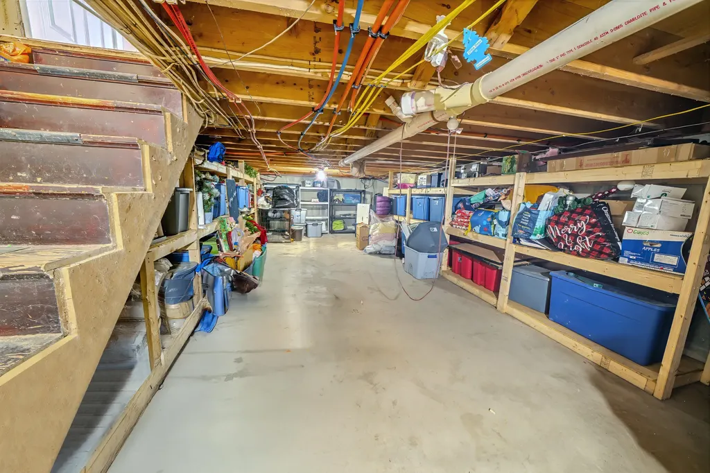 304 N Main Road N Hampden ME 04444