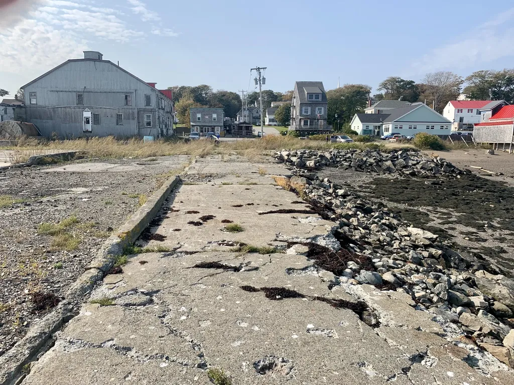 72 Water Street Lubec ME 04652
