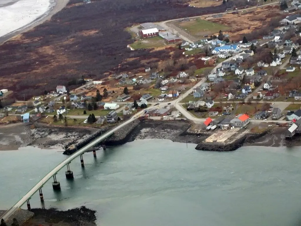 72 Water Street Lubec ME 04652