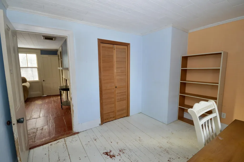 42 Fowler Road Orrington ME 04474