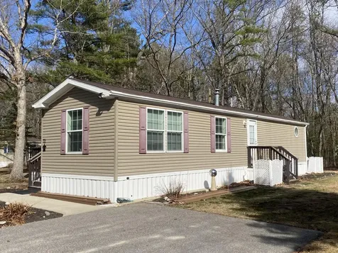 72 Golden Era Circle Alfred ME 04002