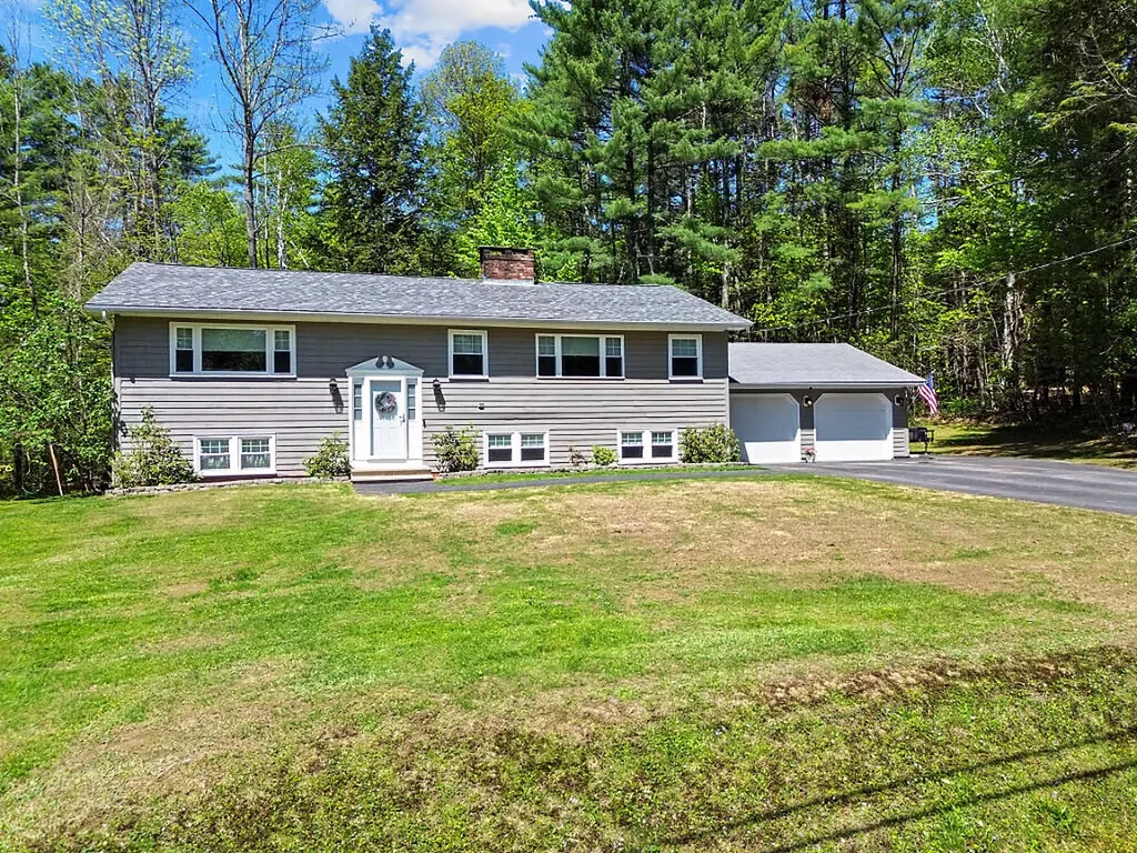 50 Country Club Road Manchester ME 04351