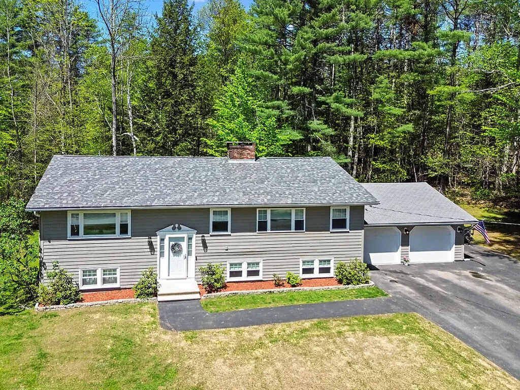 50 Country Club Road Manchester ME 04351